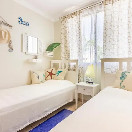 Sleeps 4 With Wifi Callao Salvaje